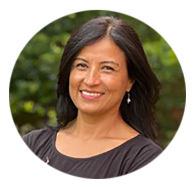 Claudia Jimenez headshot