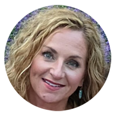 Juli Tipton headshot